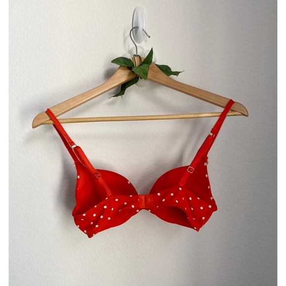SOLD    Victoria’s Secret • Polka Dot Push Up Bra - Picture 8 of 13